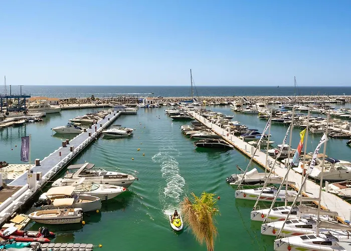 224 -luxury Selection- Puerto Banus Front Line Duplex Penthouse شقة