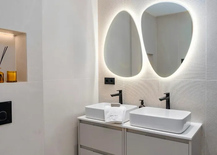 224 -luxury Selection- Puerto Banus Front Line Duplex Penthouse شقة ماربيا